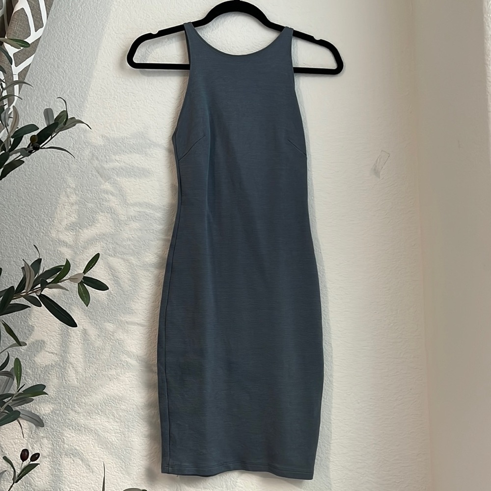 Lulus bodycon midi dress